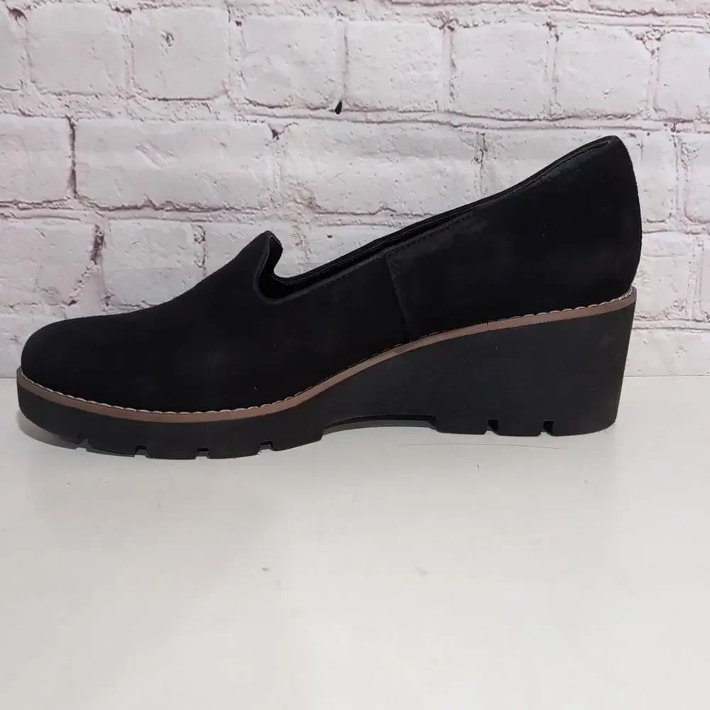 Vionic Women's Size 10 Willa Wedge Water Repellent Black Suede Euro 41